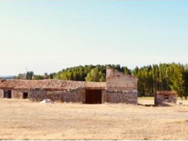 Chalet en venta en Iglesiarrubia, Castilla y León