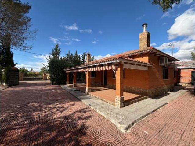 Chalet en venta en Miguelturra, Castilla-La Mancha