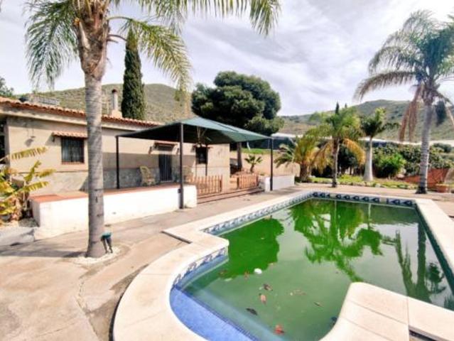 Villa en venta en Motril