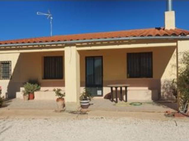 Chalet en venta en Ontur, Castilla-La Mancha