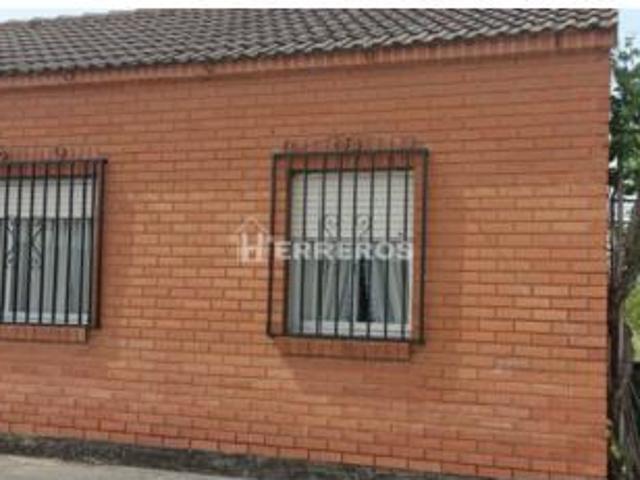 Chalet en venta en Villamediana De Iregua, La Rioja