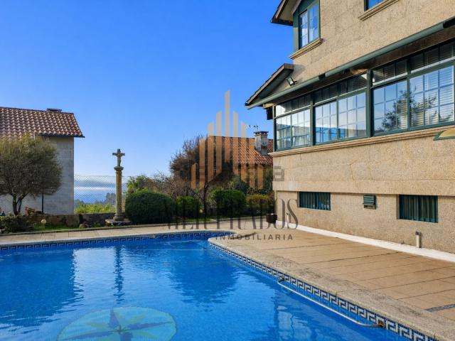Casa en venta en Saiáns, Vigo