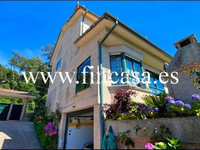 Casa en venta en Vigo, Gondufe