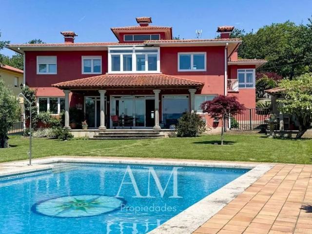 Casa en venta en Saiáns, Vigo