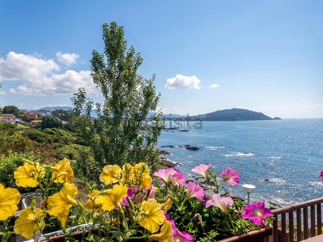Casa en venta en Saiáns, Vigo