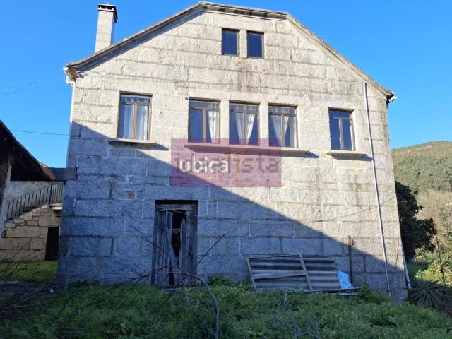 Casa en venta en Salceda De Caselas