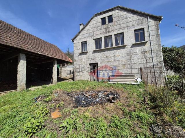 Casa en venta en Salceda de Caselas, Vigo