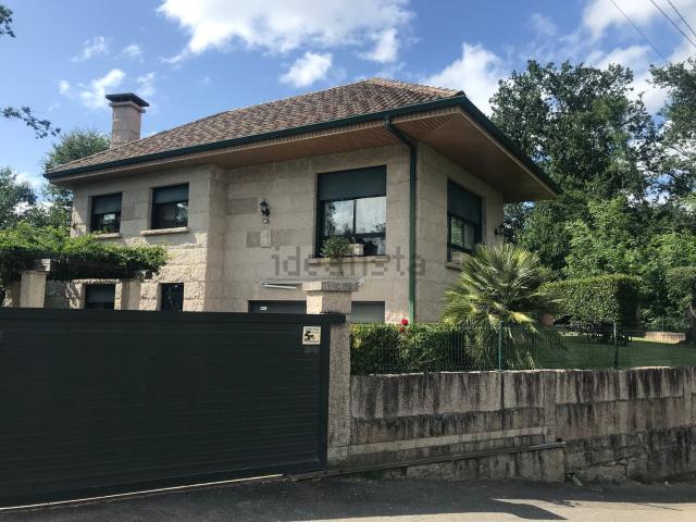 Casa en venta en Salceda De Caselas, A Bouzavedra