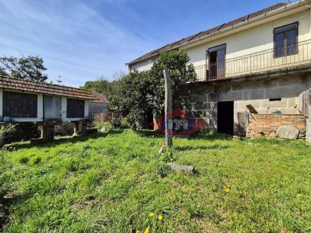 Casa en venta en Salceda De Caselas, A Farrapeira