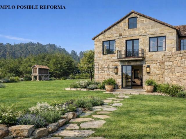 Casa en venta en Salceda de Caselas, Vigo