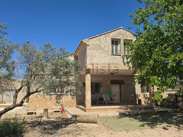 Casa en venta en l'Alt Vinalopó / El Alto Vinalopó, Valencia