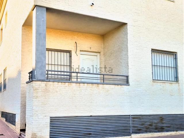Casa en venta en Cecilia Bartolomé (Mujeres Libres), l'Alt Vinalopó / El Alto Vinalopó