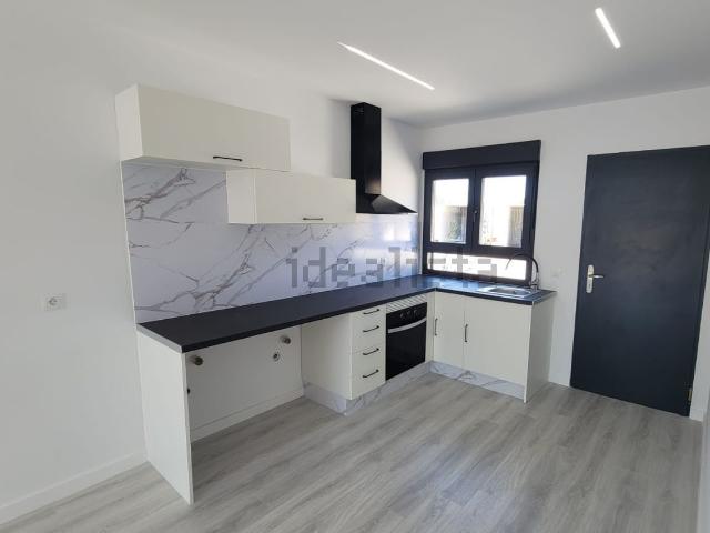 Casa en venta en l'Alt Vinalopó / El Alto Vinalopó, Valencia
