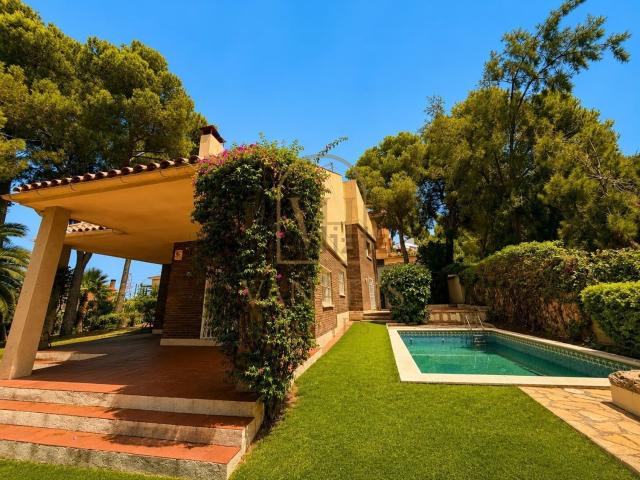 Casa en venta en Tarragonès, Catalunya