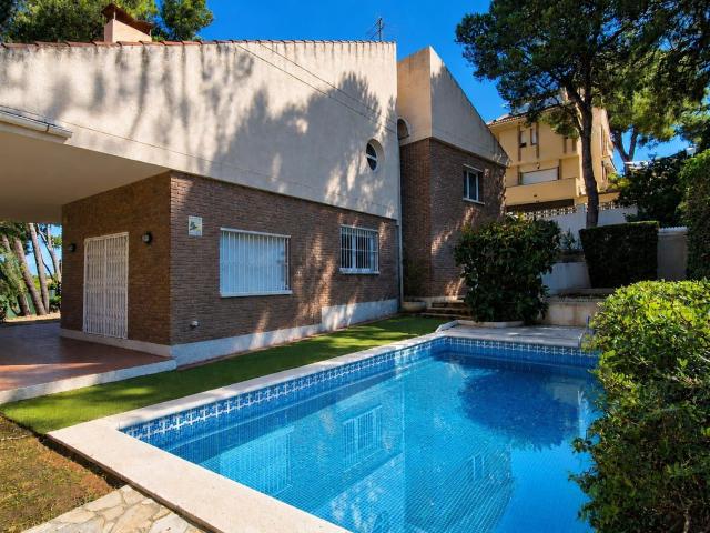 Casa en venta en Tarragonès, Catalunya
