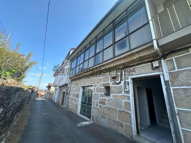 Casa en venta en San Cibrao das Viñas, Ourense