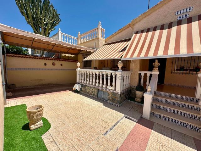 Casa en venta en Urbanización La Marina-El Oasis, el Baix Segura / La Vega Baja
