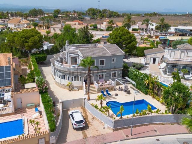 Casa en venta en San Fulgencio, Urbanización La Escuera