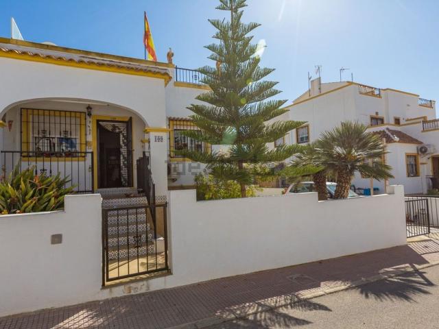 Casa en venta en San Fulgencio, Urbanización La Marina-El Oasis