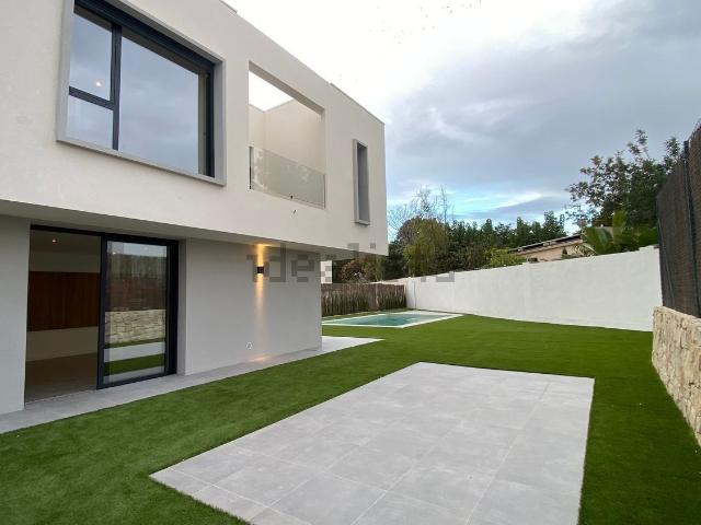 Casa en venta en La Font, l'Alacantí