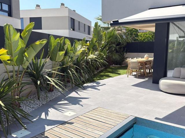 Casa en alquiler en Urbanització El Franc i Espinós, l'Alacantí