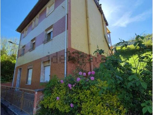 Casa en venta en San Martín Del Rey Aurelio, Paniceres (Santa Bárbola)