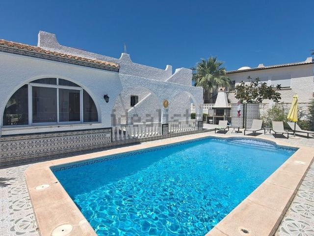 Casa en venta en Urbanización Las Filipinas, el Baix Segura / La Vega Baja