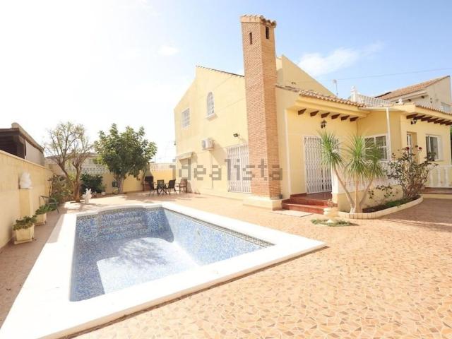 Casa en venta en San Miguel De Salinas, Valencia