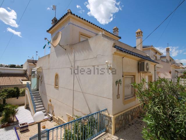 Casa en venta en San Miguel De Salinas, Urbanización Las Filipinas