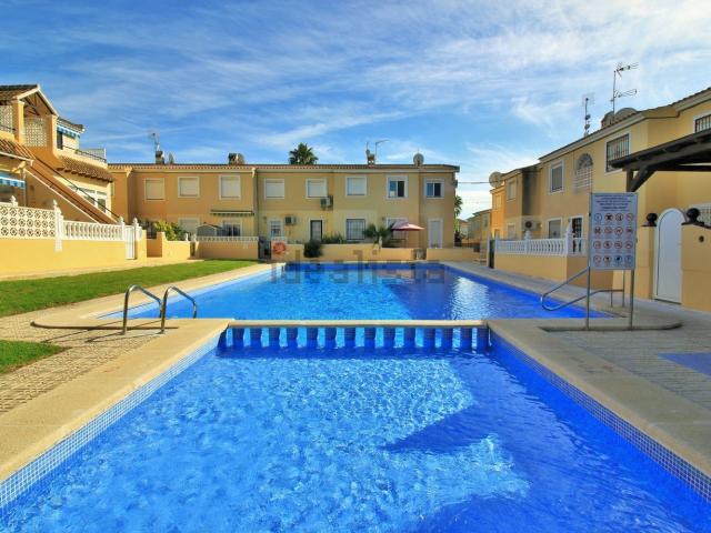 Casa en venta en San Miguel De Salinas, Urbanización Monte Golf Fase IV