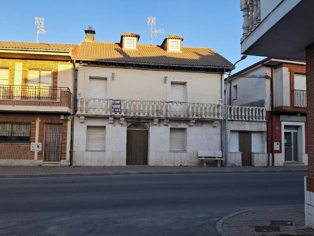 Casa en venta en Sanchonuño