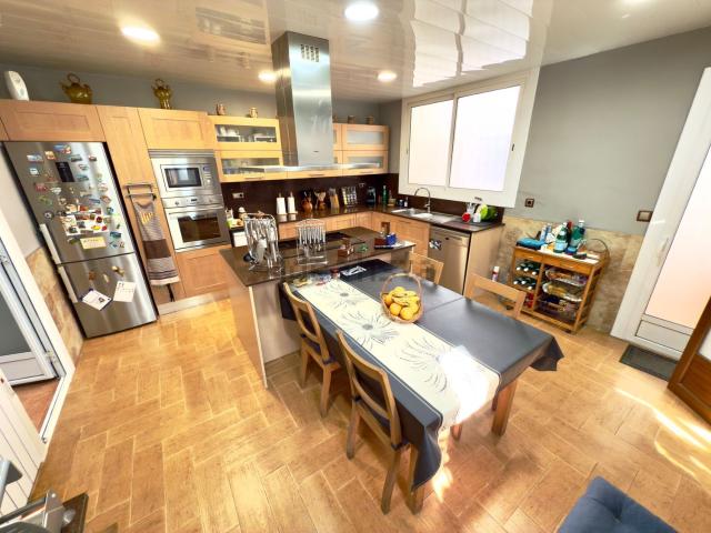 Casa en venta en Barri Centre, Sant Boi de Llobregat