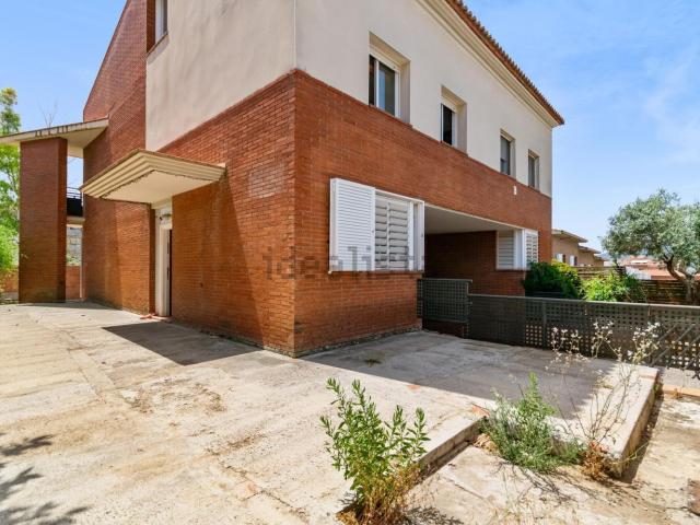 Casa en venta en Sant Feliu De Llobregat, la Salut