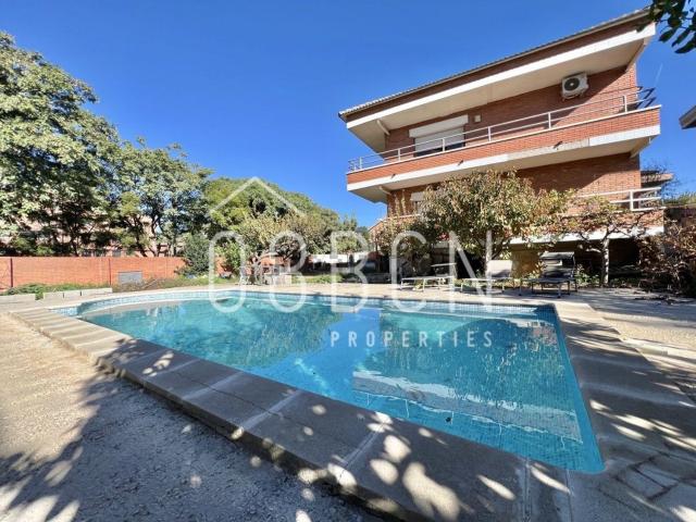 Casa en venta en Pla del Vent - Torreblanca, Sant Joan Despí