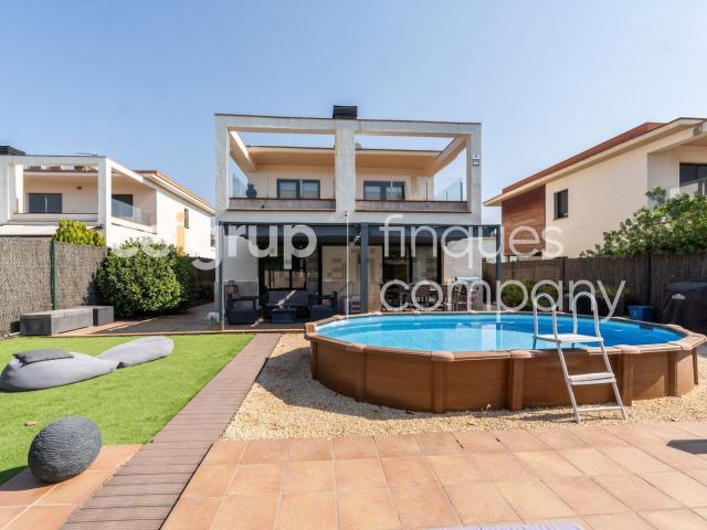 Casa en venta en Sant Julià de Ramis, Gironès
