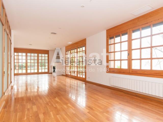 Casa en alquiler en Sant Just Desvern, Barcelona