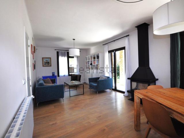 Casa en venta en Alt Empordà, Catalunya