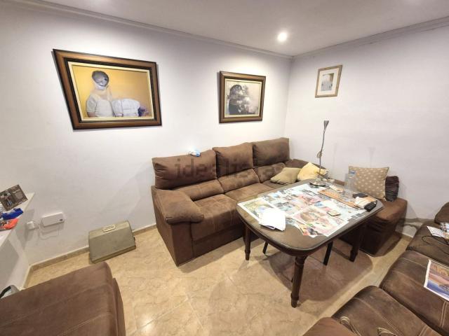 Casa en venta en Santa Amalia, Badajoz