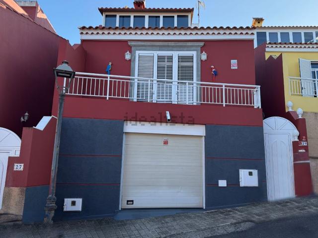 Casa en venta en Santa Brígida, Canarias