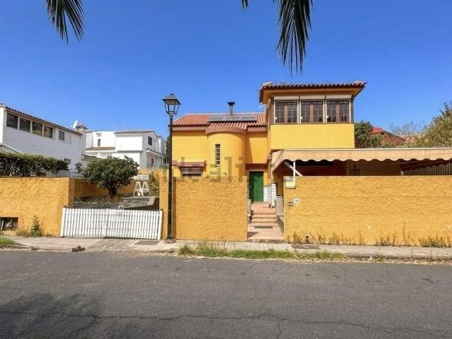 Casa en venta en Santa Brígida, Canarias