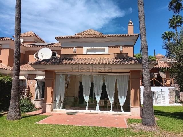Casa en alquiler en El Rosario, Costa del Sol Occidental