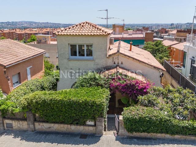 Casa en venta en Santa Coloma De Cervelló, Barcelona