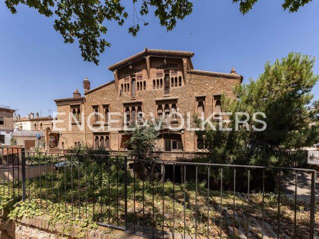 Casa en venta en Colònia Güell, Santa Coloma de Cervelló