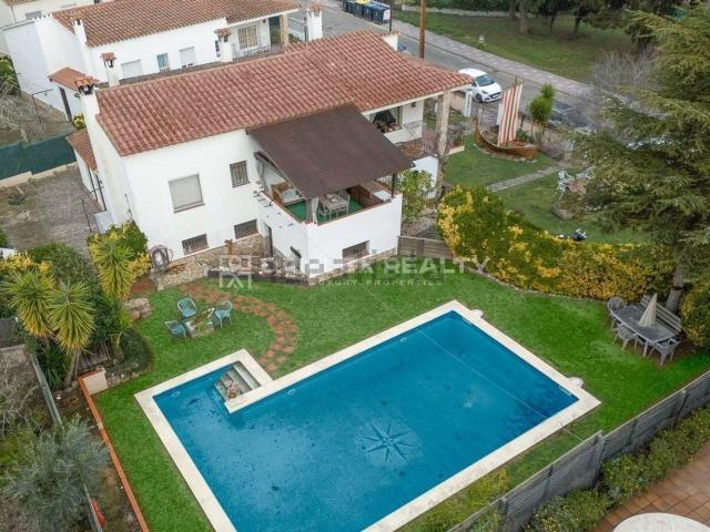 Casa en venta en Bufaganyes, Baix Empordà