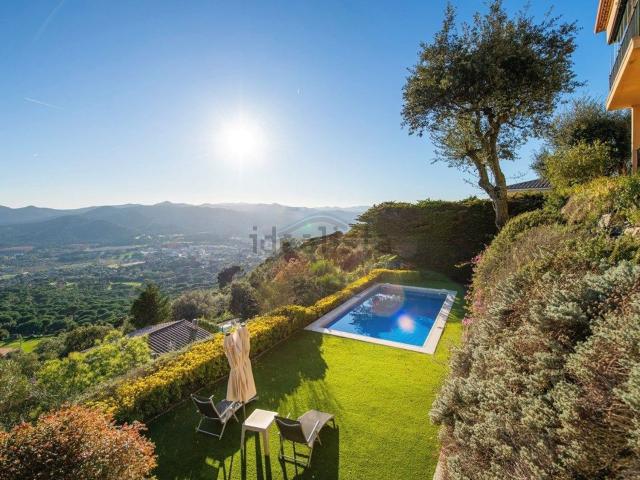 Casa en venta en Santa Cristina D'aro, Girona