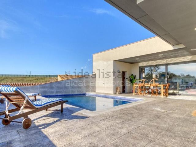 Casa en venta en Alt Empordà, Catalunya