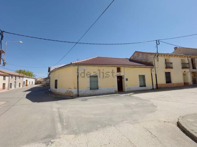 Casa en venta en Villoslada, Santa María La Real De Nieva