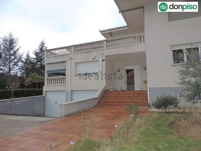 Casa en venta en Santa Marta De Tormes, Valdelagua