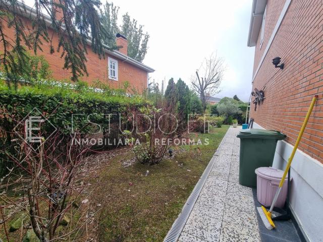 Casa en venta en Santa Marta De Tormes, Salamanca