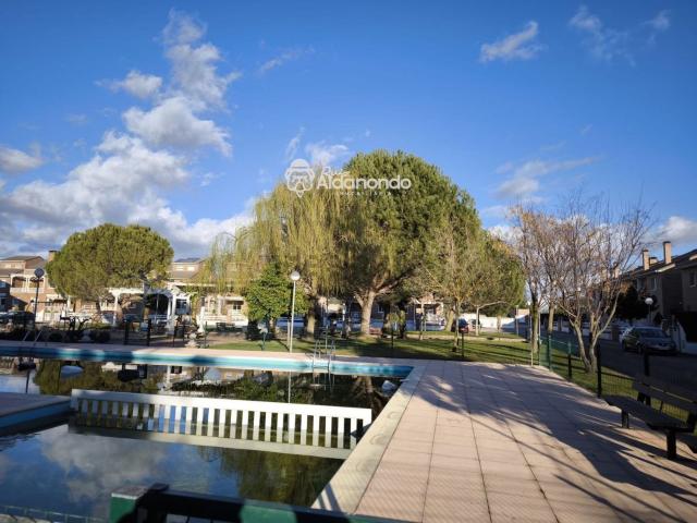 Casa en venta en Santa Marta De Tormes, Las Luminarias